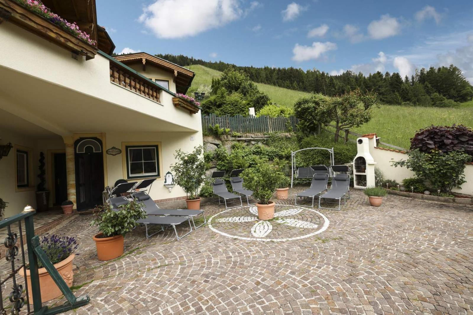 Appartementhaus Olympia Schloessl Neustift im Stubaital Ngoại thất bức ảnh
